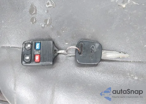 2004 Ford Focus Zx5 из США, поврежденный, VIN 3FAHP37Z84R121214